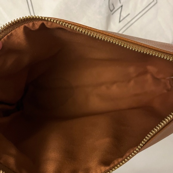 Fawn Design - Picture 2 of 4